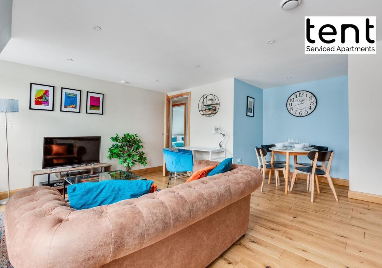 Bright, Stylish Two Bedroom In Town Centre With Free Parking At Tent Serviced Apartamento